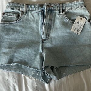 billabong NWT high waisted shorts